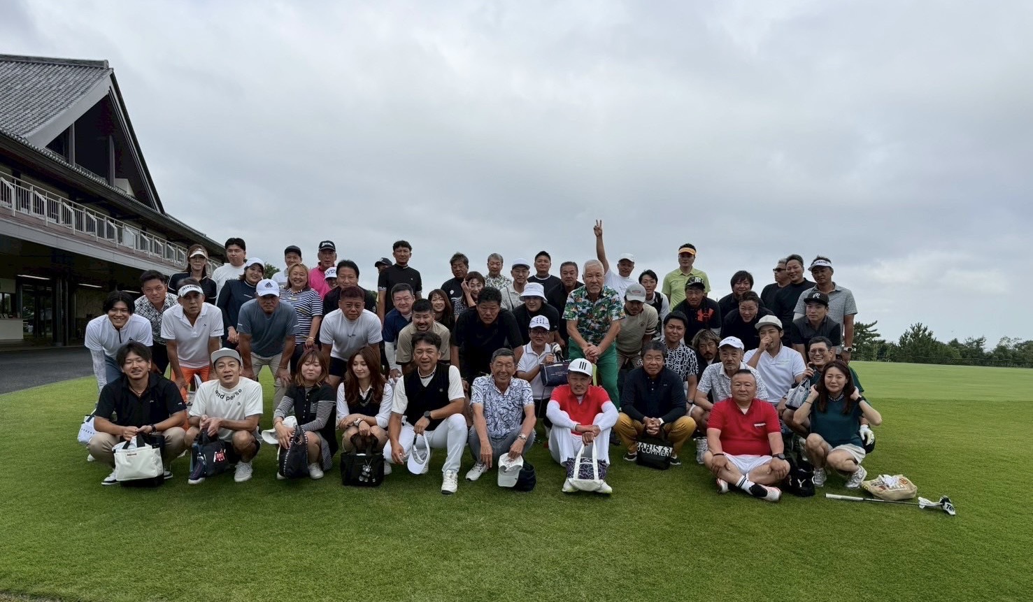 尼崎支部チャリティーゴルフコンペ